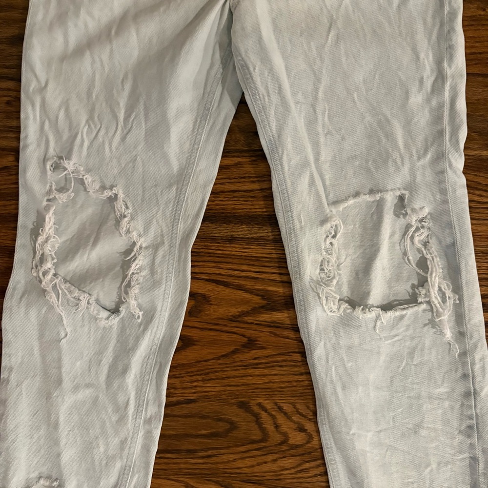 Free People We The Free Maggie Straight Cropped Jean Blue Light Wash Size 29 - Picture 7 of 8